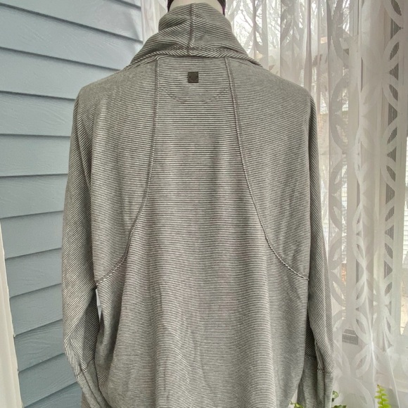 Calvin Klein Performance Stretch Cowl Neck - Picture 4 of 10